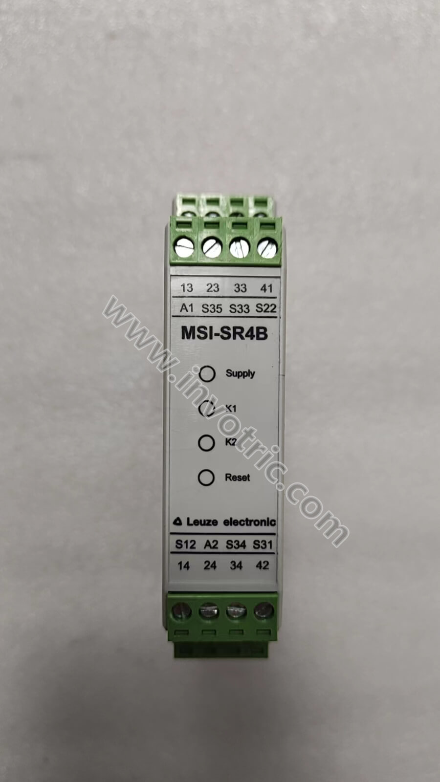 MSI-SR4B-01-1