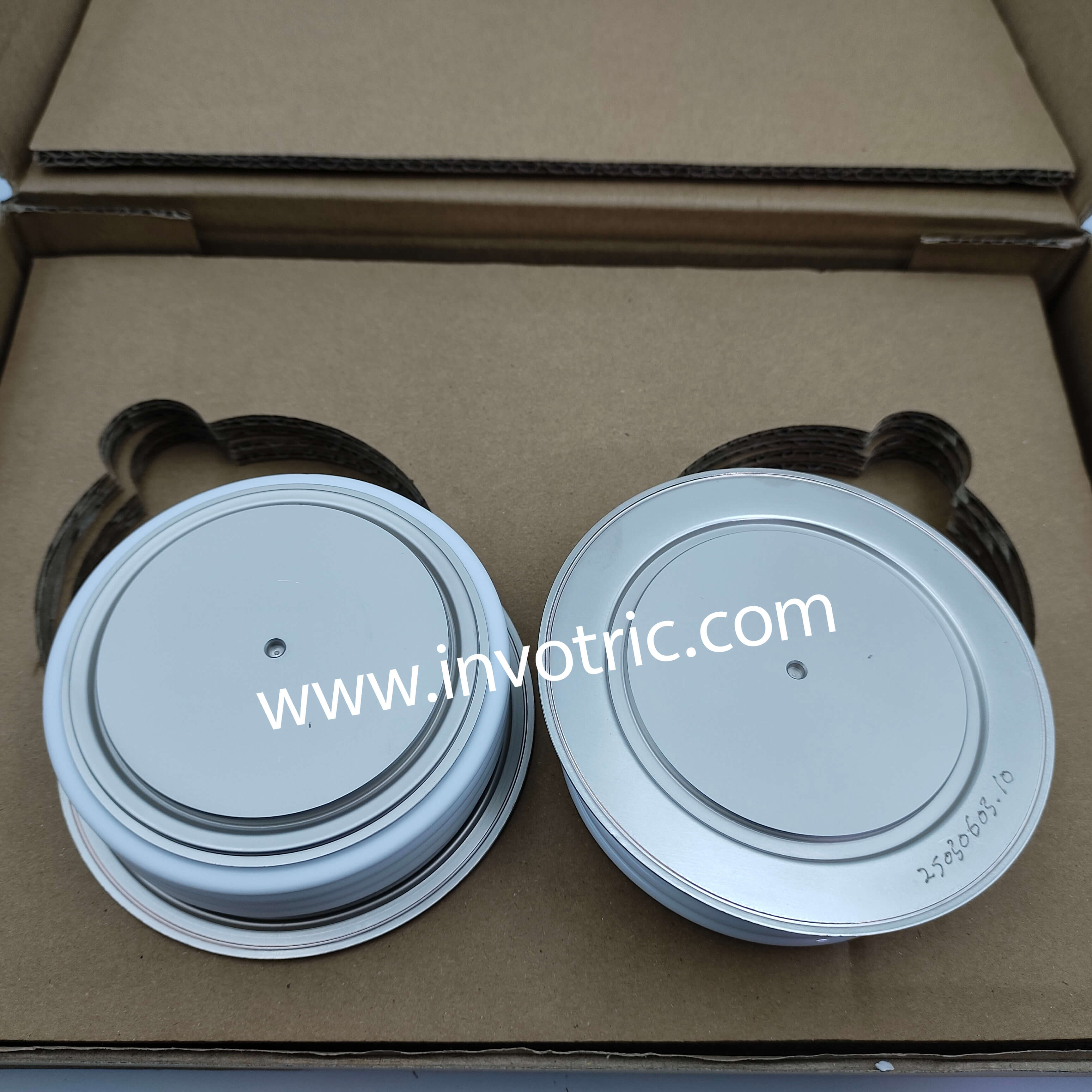 N370CH18 Phase Control Thyristor-1