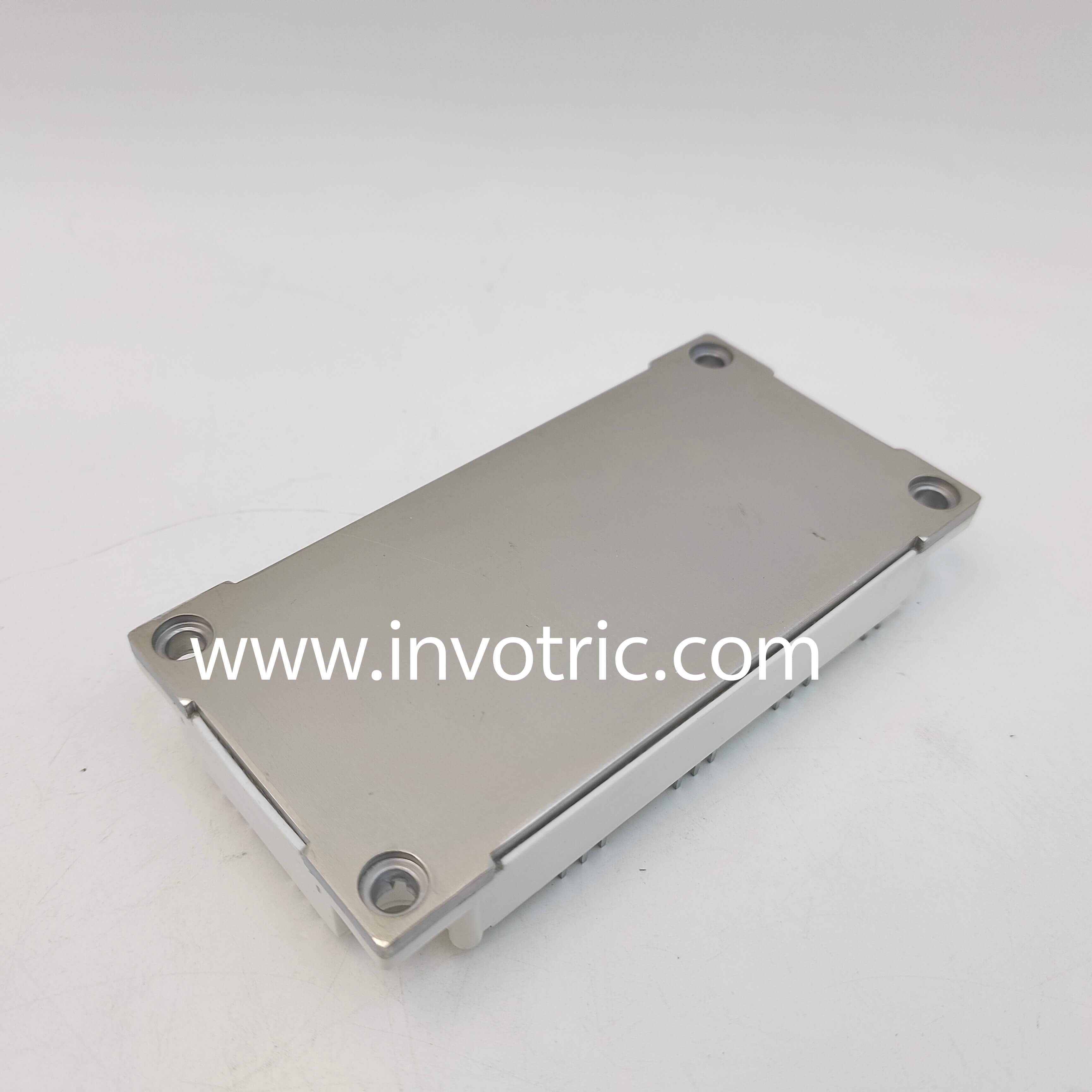 INFINEON FS100R12KT3 Модуль IGBT для источника питания