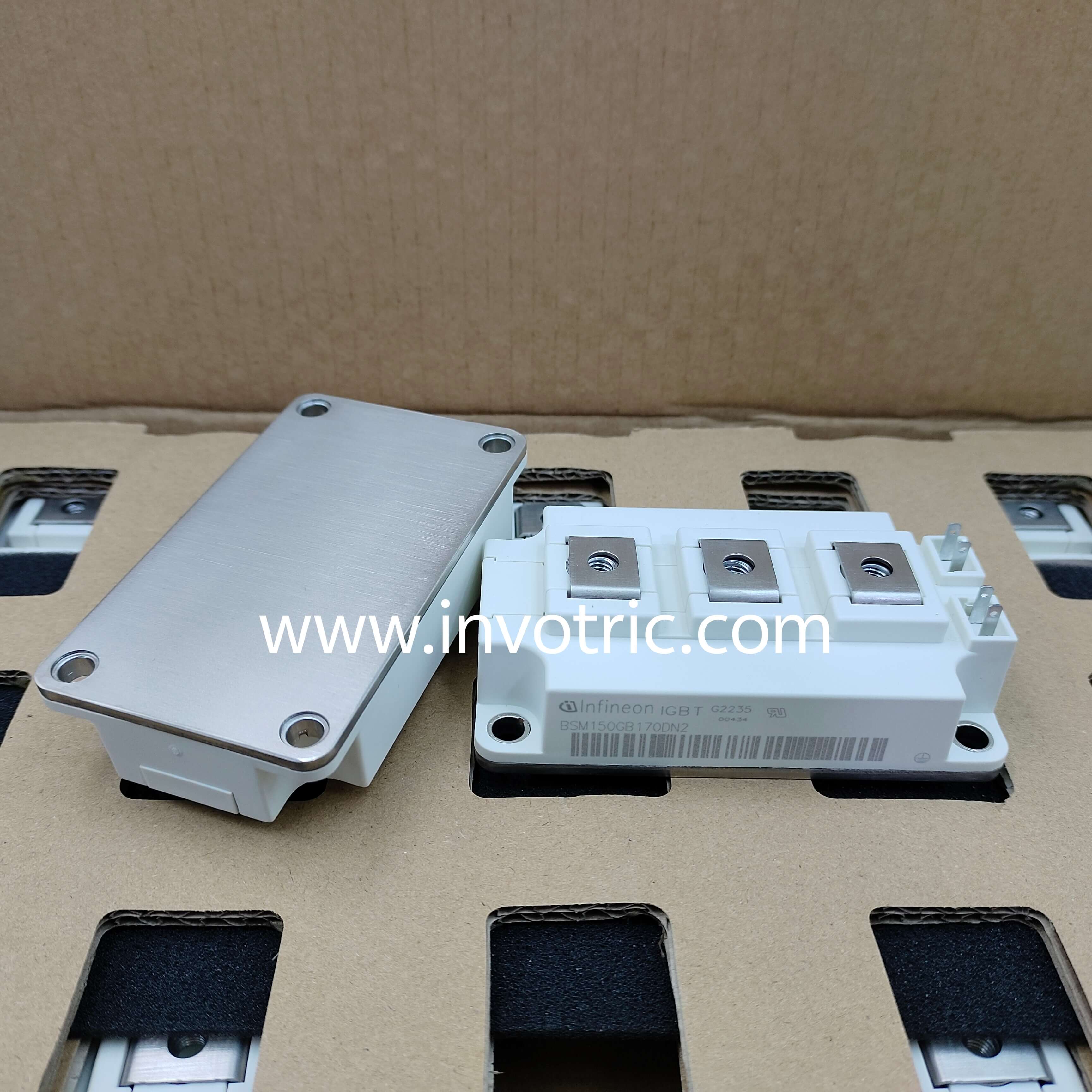 BSM150GB170DN2 Infineon Technologies