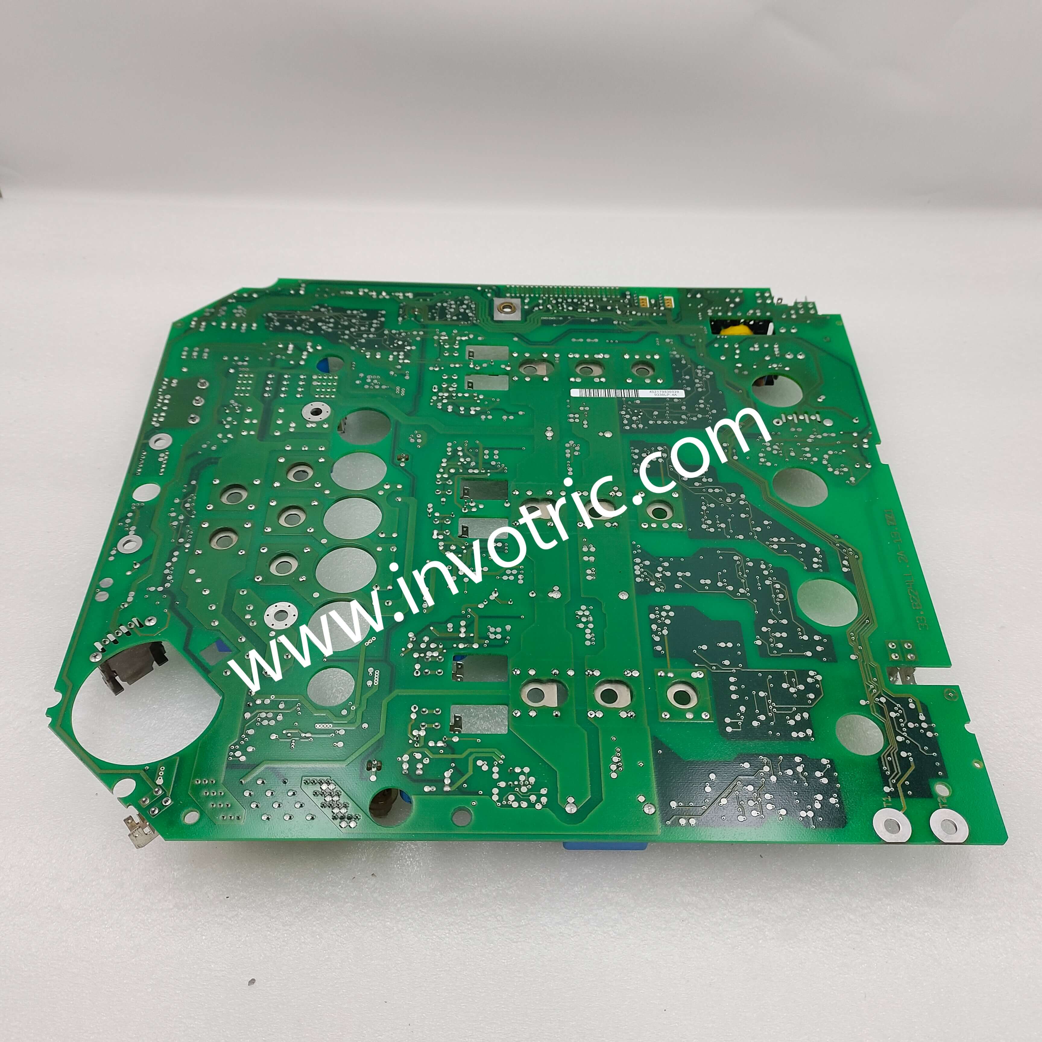 33.8224LL2A-13.001 PLCs/Machine Control fom LENZE,PC BOARD, POWER DRIVER BOARD