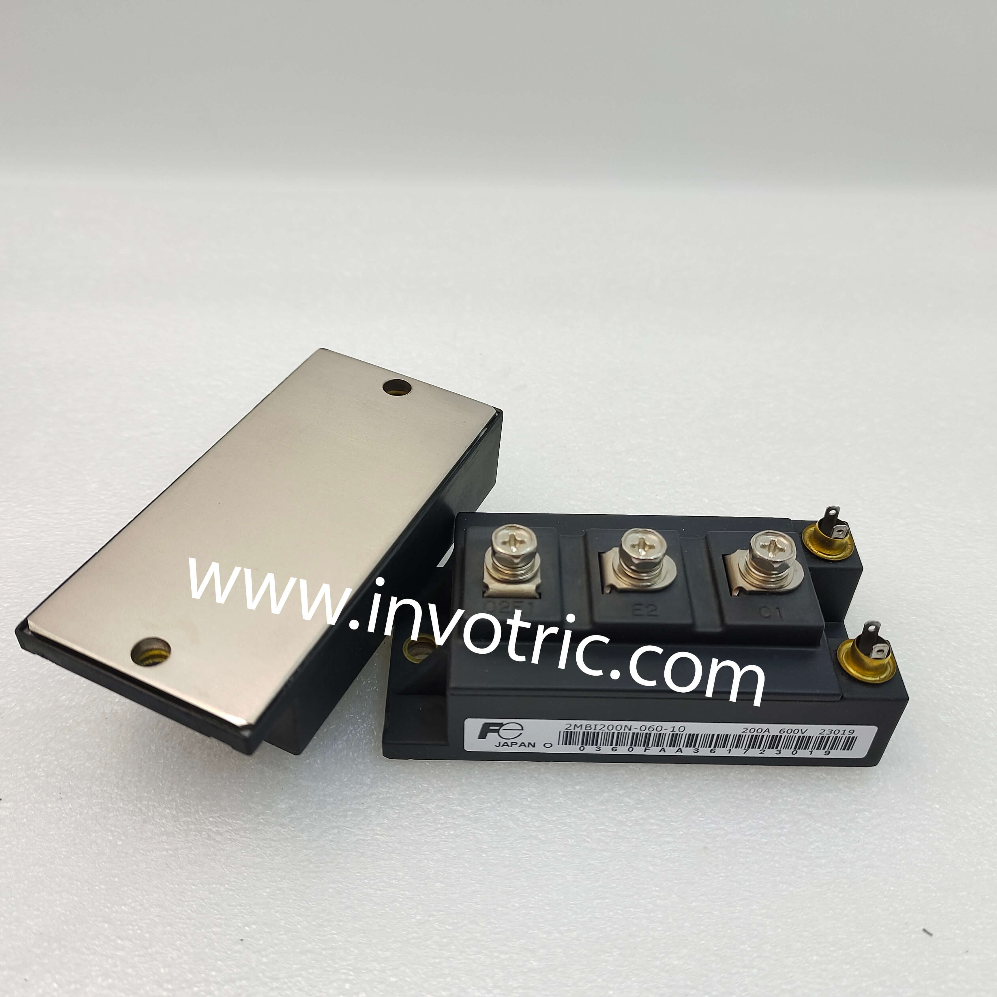 2MBI200N-060 IGBT Module 2MBI200N-060-10-1